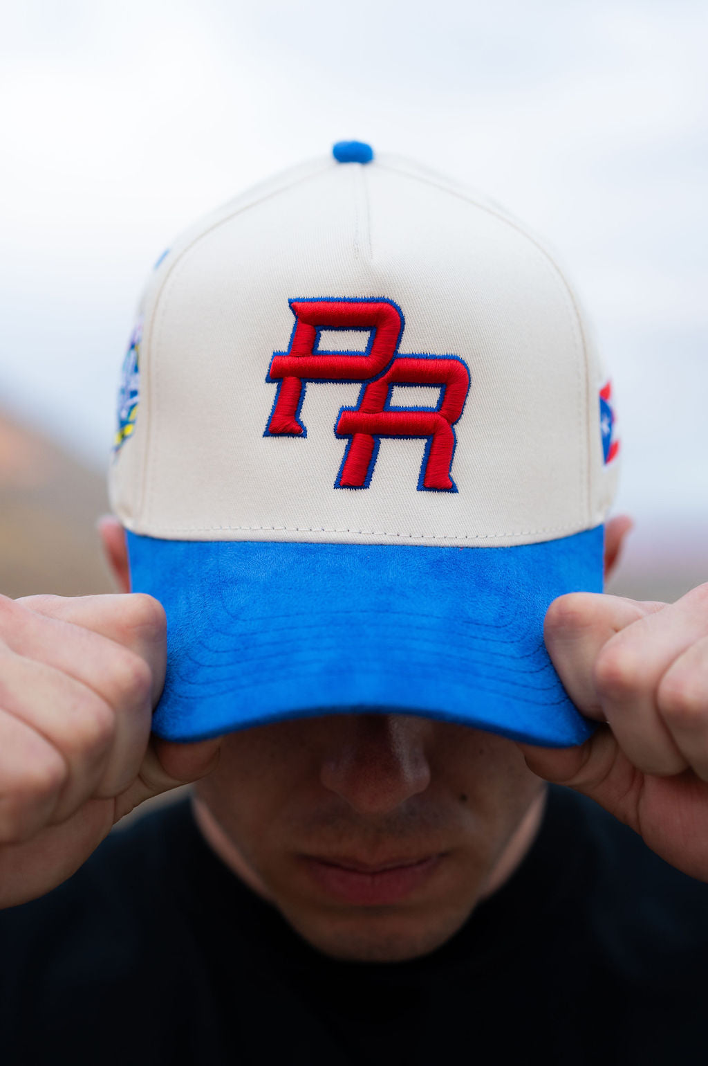 PUERTO RICO HAT BLUE SUEDE BRIM